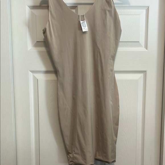 Assets Red Hot Label by Spanx Size XL - Picture 9 of 11